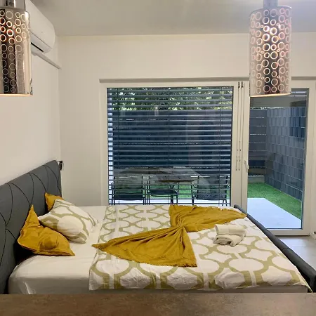 Point Zero Apartment
